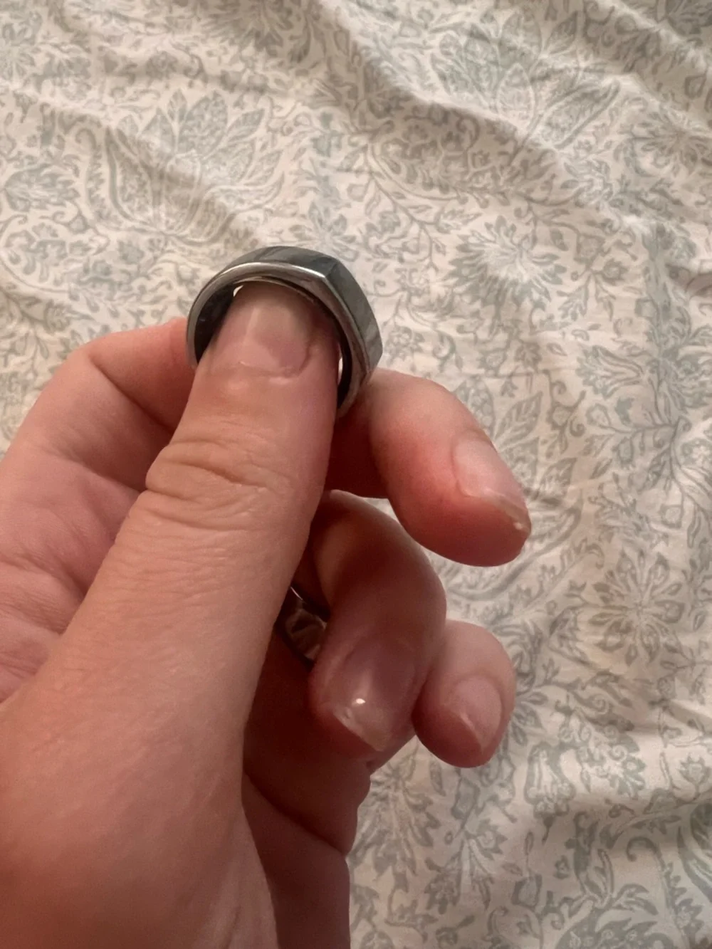 Oura Smart Ring in Silver and Black